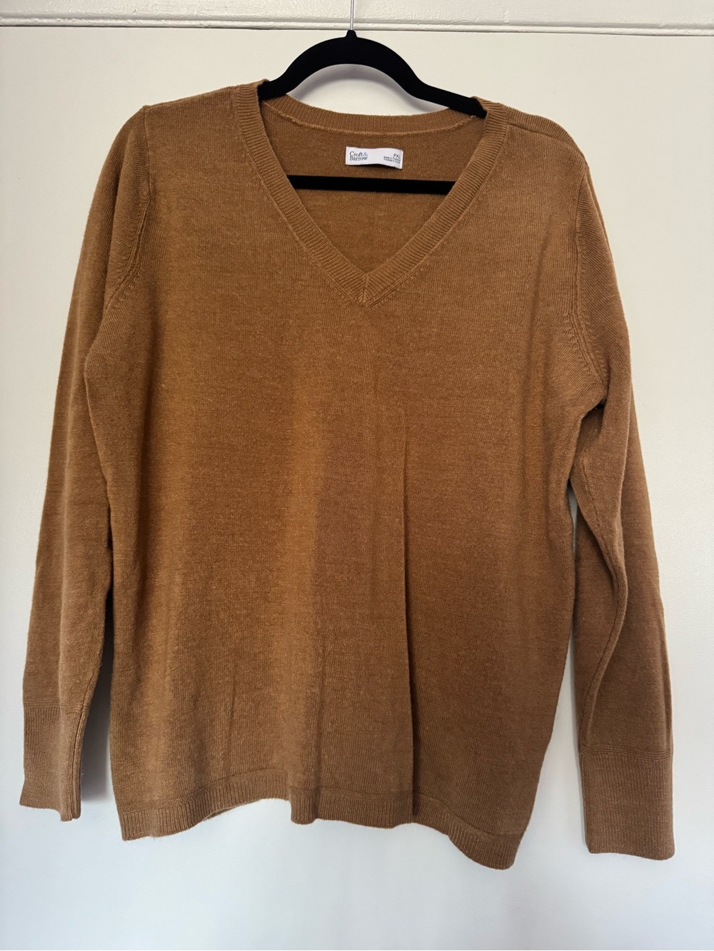 croft & barrow V-Neck Sweater in Camel Brown